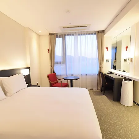 Geoje Artnouveau Suite Hotel Exterior photo