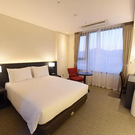 Geoje Artnouveau Suite Hotel Exterior photo